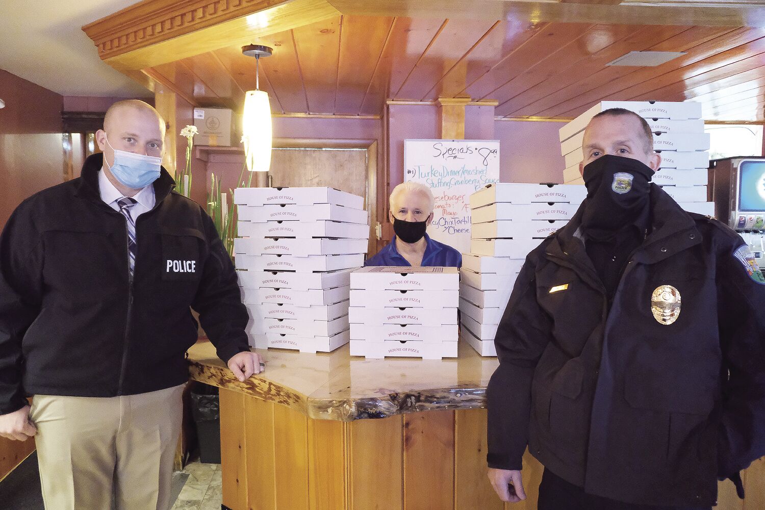 Fryeburg House of Pizza donates dozens of pies